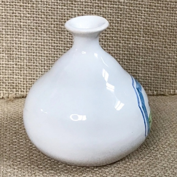 Art On Pottery Bud Vase Woman Parasol Field Eclectic Whimsical Cottage Core - Picture 7 of 9